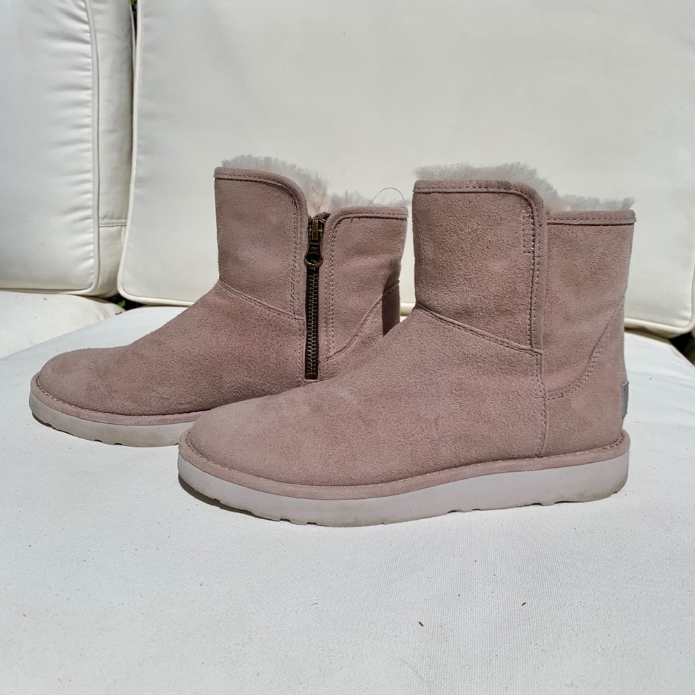 Ugg pink Abree mini boots